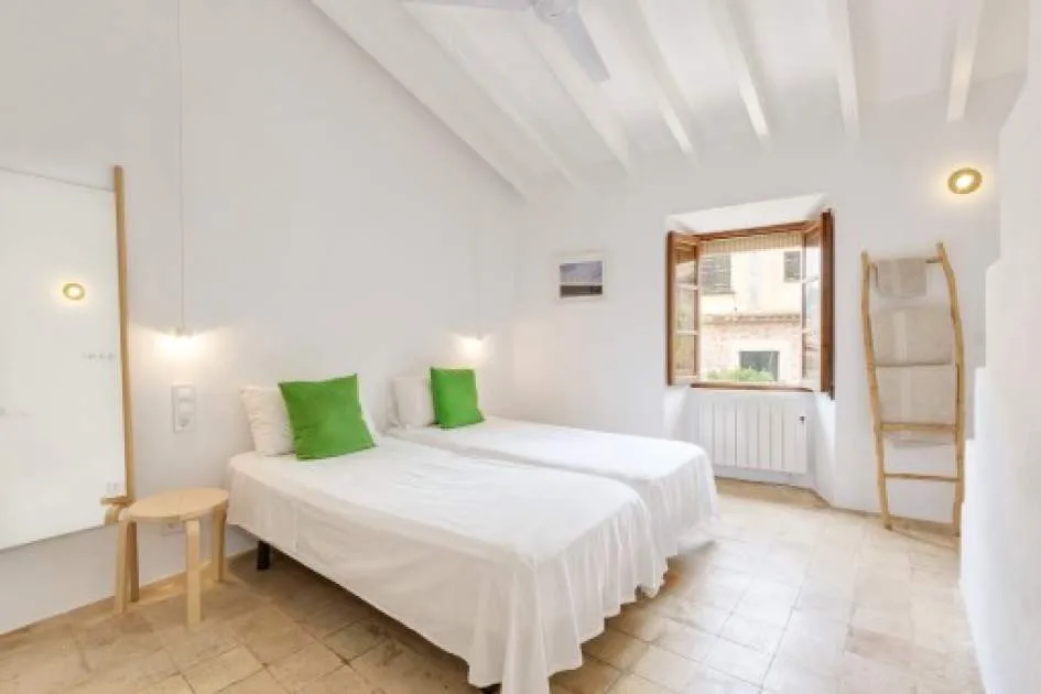 Lovely renovated village house with terrace and wonderful views in Valldemossa