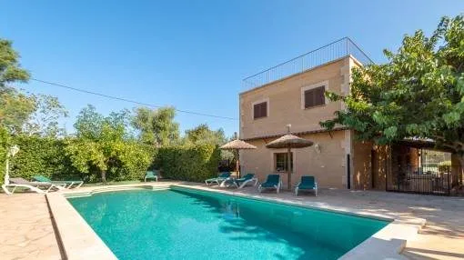 Beautiful country retreat with tennis court, pool and large garage in Manacor Beautiful country retreat with tennis court, pool and large garage in Manacor