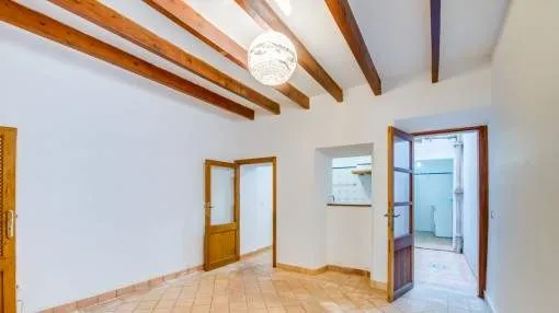 Traditional town-house in a prime location in Arta Traditional town-house in a prime location in Arta