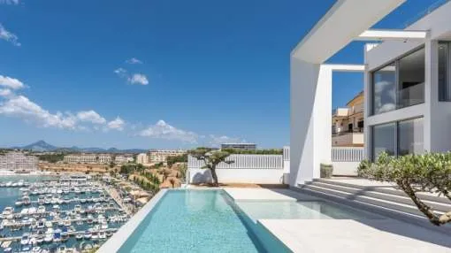 Luxurious newly-built villa on the 1st sea line next to the harbour of Port Adriano Luxurious newly-built villa on the 1st sea line next to the harbour of Port Adriano