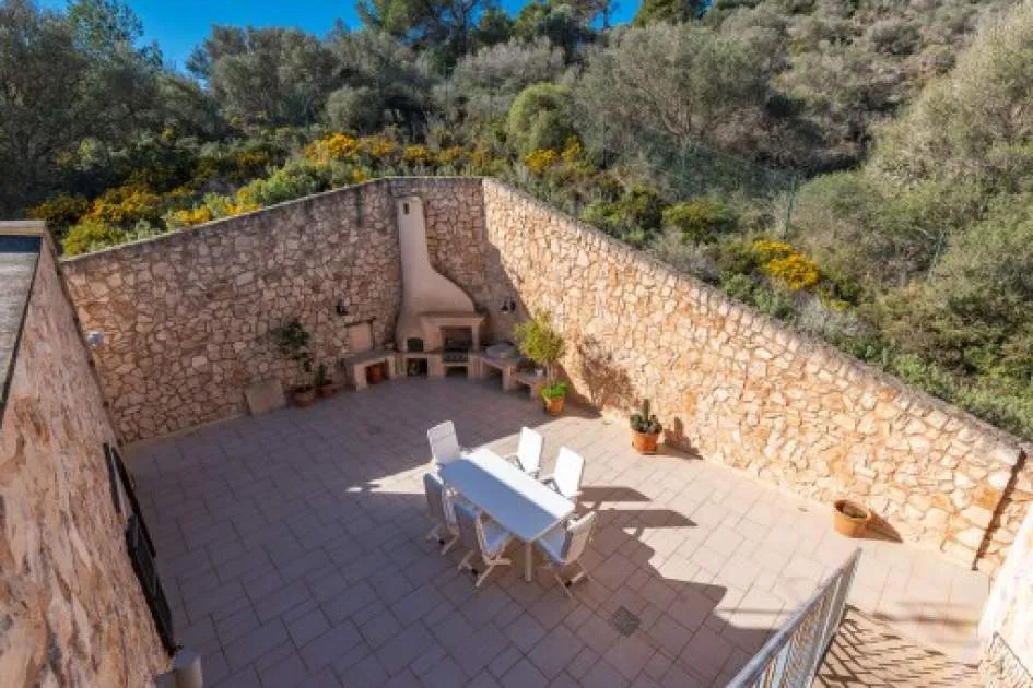 Grand finca-property near to Es Carritxo with enchanting panoramic views of the mountains as far as the sea