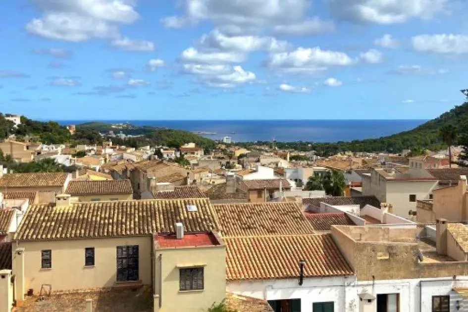 Restored village house with sea views in Capdepera