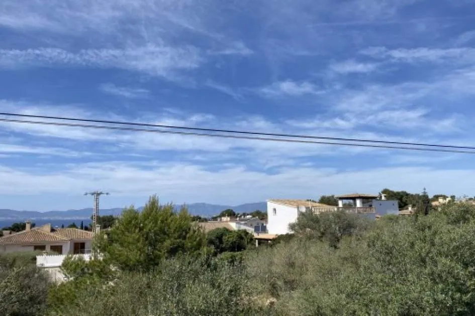 Beautiful building plot with sea views in Bellavista