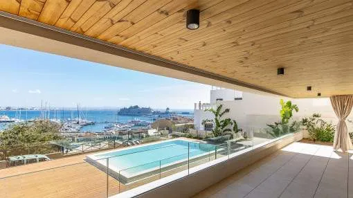 Newly-built ground floor apartment with 2 gardens and sea views in Palma