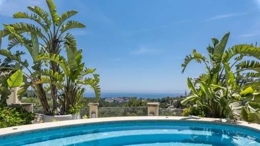 Impressive villa on a double building plot in the lovely area of Costa d'en Blanes