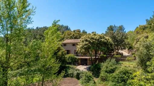 Wonderful finca with great privacy and 2 living units in the Tramuntana mountains Wonderful finca with great privacy and 2 living units in the Tramuntana mountains