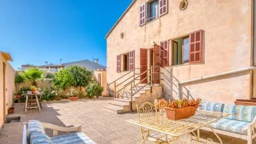 Chalet in Meeresnähe mit großzügigen gestaltbaren Räumen plus Patio in Son Serra de Marina Chalet in Meeresnähe mit großzügigen gestaltbaren Räumen plus Patio in Son Serra de Marina
