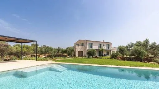 Wonderful, newly-built finca with views as far as Cabrera in a prime location near Ses Salines Wonderful, newly-built finca with views as far as Cabrera in a prime location near Ses Salines