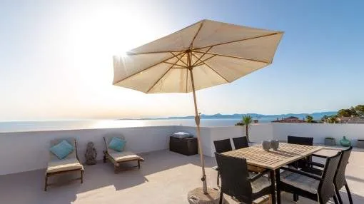 More sea is impossible - roof-terrace apartment with breathtaking views in Palma, Bahia Grande