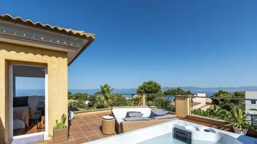 Beautiful villa with holiday rental license and stunning sea views in Bahia Azul
