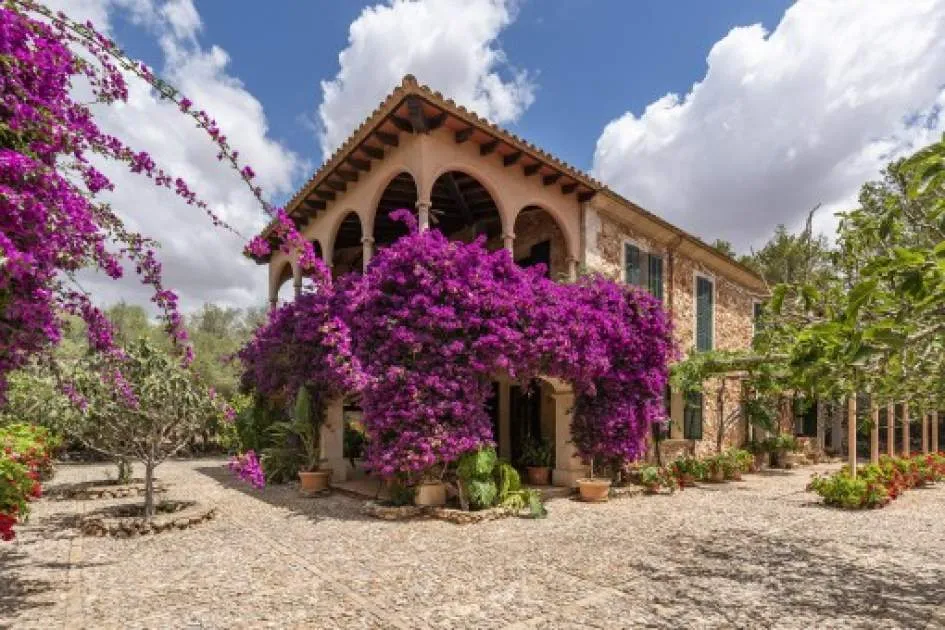 Romantic finca-property, quietly situated in Porreres