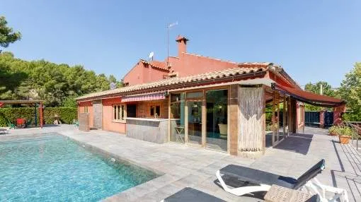 Sensational villa with pool and wonderful external area in Esporles