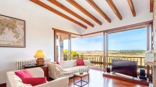 Mallorcan villa in the centre of Santa Margalida with finca-flair, pool and garden Mallorcan villa in the centre of Santa Margalida with finca-flair, pool and garden