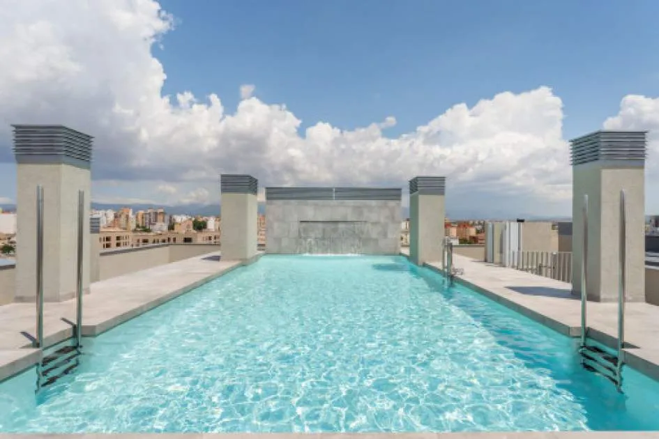 Newly-built apartment with side sea-views and communal pool in Palma, Nou Llevant