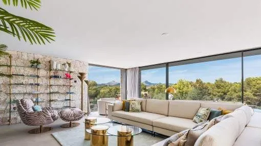 Luxurious Mediterranean villa with pool-house in Santa Ponsa Luxurious Mediterranean villa with pool-house in Santa Ponsa