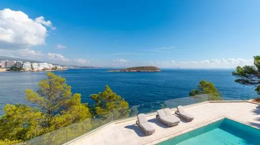 Modern villa on the 1st sea line in Cala Vinyes with a luxurious design and sea access in Cala Vinyes