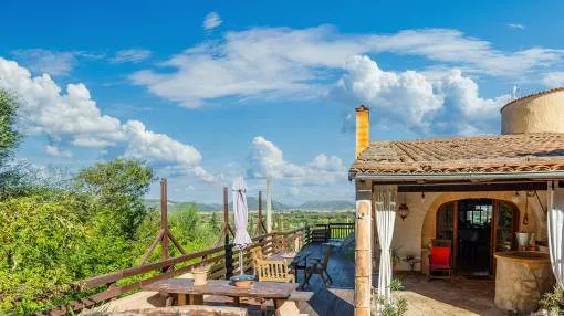 Rustic country house in Búger with a wonderful external area and fantastic views Rustic country house in Búger with a wonderful external area and fantastic views