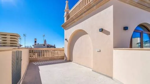 New apartment built to the highest standards with parking space and terrace in Palma