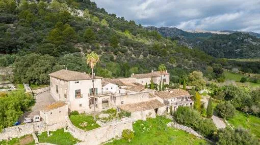 Stately finca with its own history in Campanet