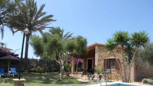 Mediterranean finca with pool to rent