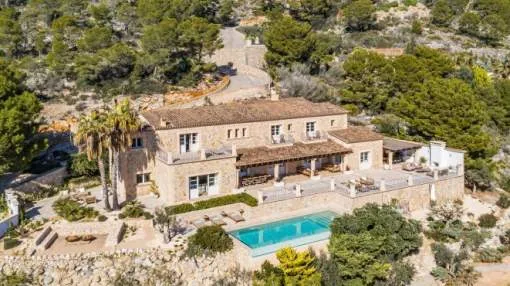 Luxurious property in Andratx with sea views and absolute privacy Luxurious property in Andratx with sea views and absolute privacy