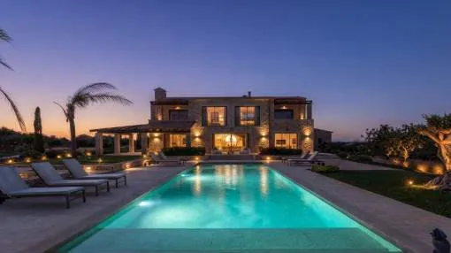 Unique luxury-finca with pool and wonderful sea views in an exclusive location in Cala Llombards
