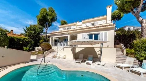 Beautiful holiday villa with holiday rental licence, pool and sea views in Bendinat