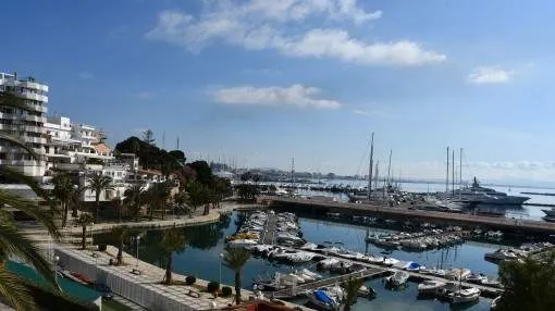 Wonderful sea-view apartment on the small harbour of Can Barbara in Palma Wonderful sea-view apartment on the small harbour of Can Barbara in Palma