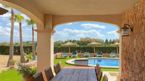 Wonderful natural stone finca with pool on the outskirts of Llucmajor - avaialble from November 2023 Wonderful natural stone finca with pool on the outskirts of Llucmajor - avaialble from November 2023