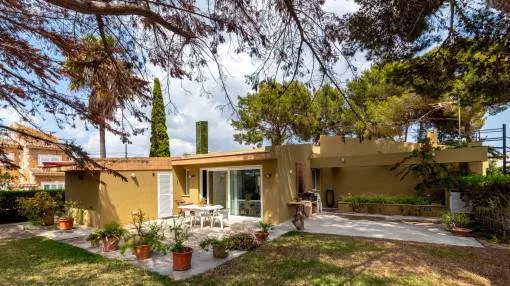 Exceptional bungalow with 2 plots of land in Bahia Azul Exceptional bungalow with 2 plots of land in Bahia Azul