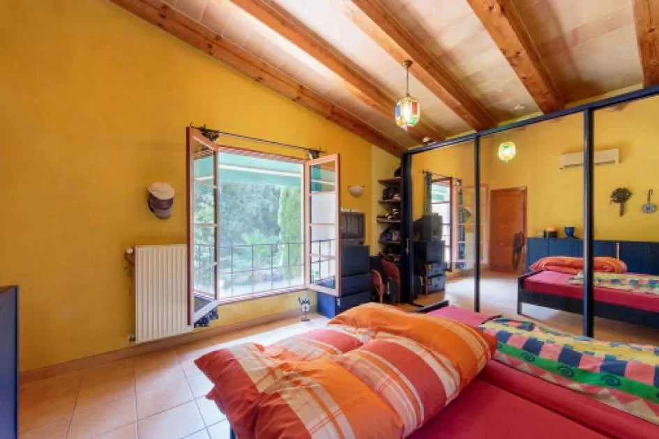 Large country house with private woodland and absolute privacy in Pollensa