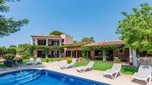 Mediterranean finca with touristic rental licence and spectacular sea views on the outskirts of Portocolom Mediterranean finca with touristic rental licence and spectacular sea views on the outskirts of Portocolom