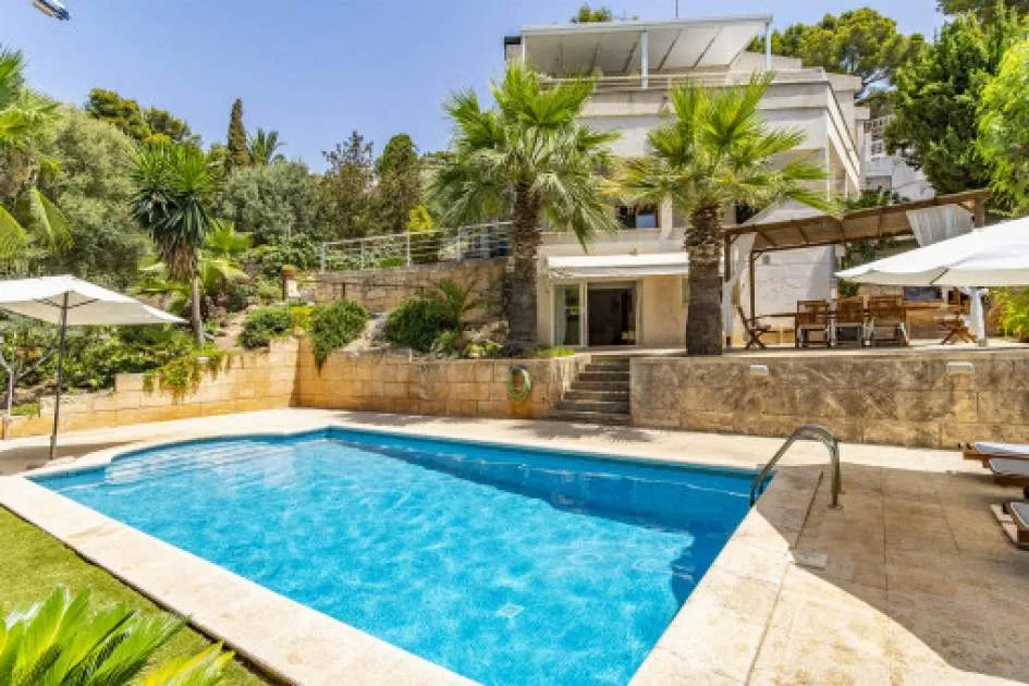 Family villa with large pool and sea views in Costa d'en Blanes