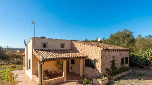 Wonderful finca in Santa Margalida constructed to a very high quality with perfect orientation