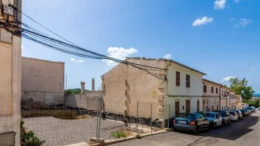 Building plot with approved construction project in a prime location in Capdepera Building plot with approved construction project in a prime location in Capdepera
