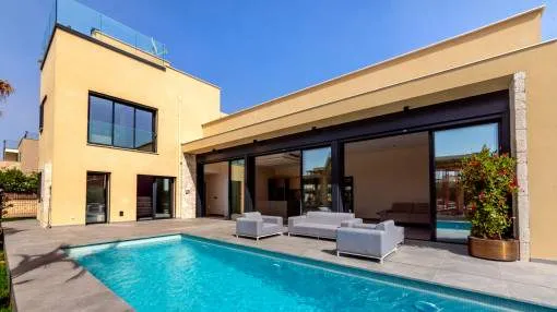 Modern and luxurious villa in Sa Ràpita with 2 pools Modern and luxurious villa in Sa Ràpita with 2 pools