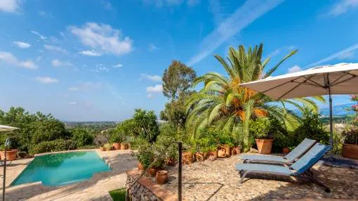 Stunning finca with breathtaking views, peaceful location, and separate guesthouse