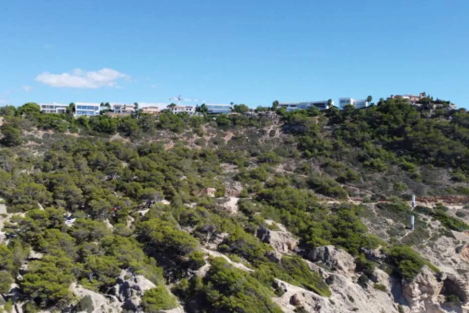 Exclusive building plot on the 1st. sea line in Puig de Ros