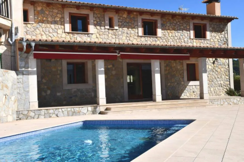 Newly built and perfect villa with pool in Mancor de la Vall