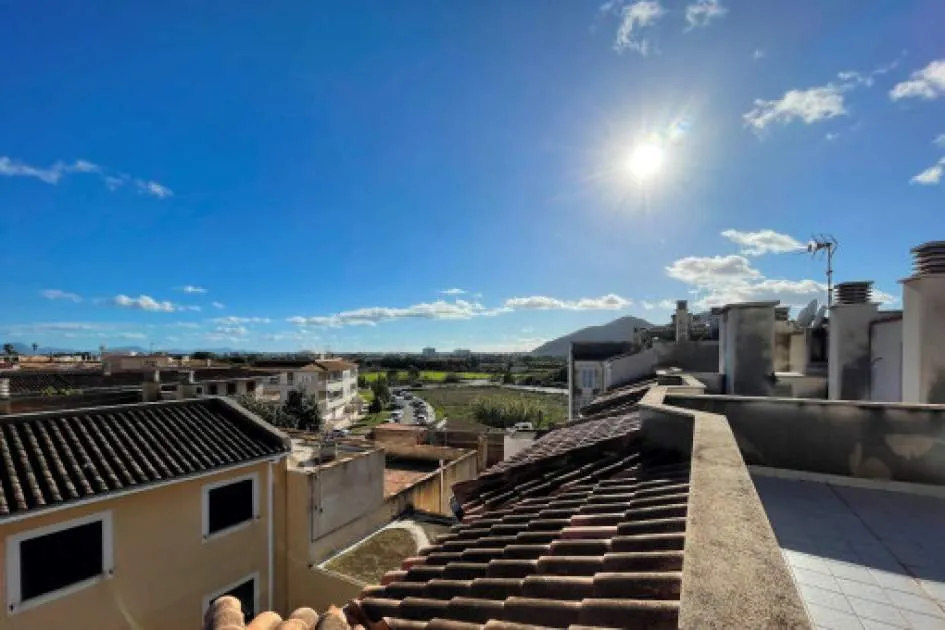 Beautiful penthouse with large roof terrace in Alcudia