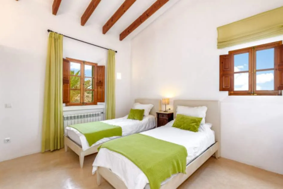 Stylishly-furnished traditional finca between Arta and Sant Llorenc with panoramic views, ample privacy and modern comfort for rent from November to May