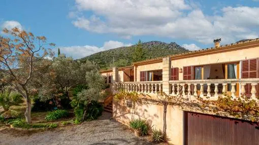 Beautiful finca with a fantastic view of Capdepera and absolute tranquility.
