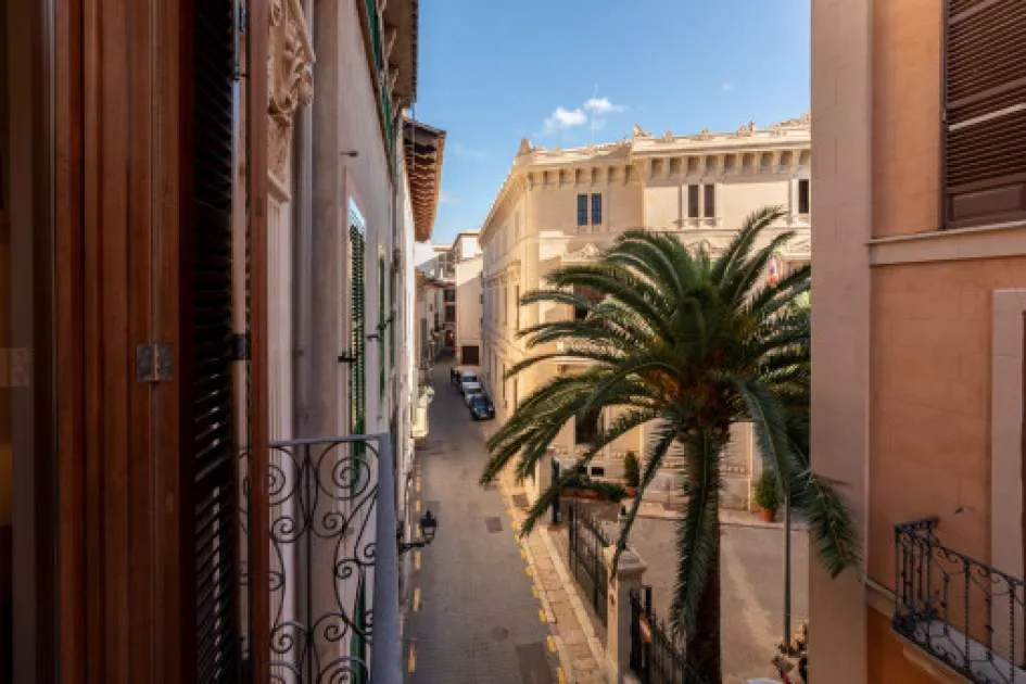 Elegant, spacious dream-apartment in the heart of the old town district of Palma