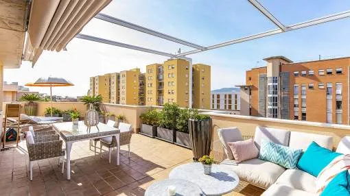 Exclusive, modern penthouse-apartment with a wonderful terrace in Portixol