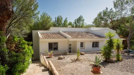 Renovated bungalow in a quiet residential area close to the coast in Costa de la Calma
