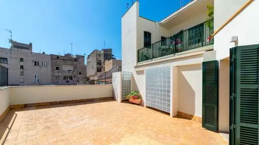 Bright newly built apartment very close to the center of Palma