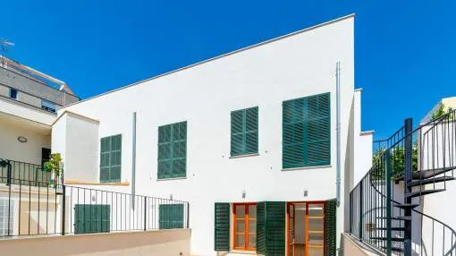 Bright newly built apartment very close to the center of Palma