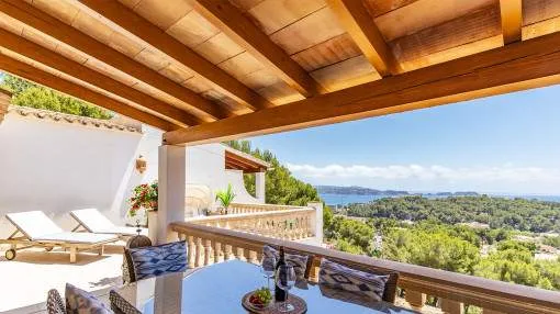Penthouse with breathtaking sea views and spacious terrace in Paguera Penthouse with breathtaking sea views and spacious terrace in Paguera