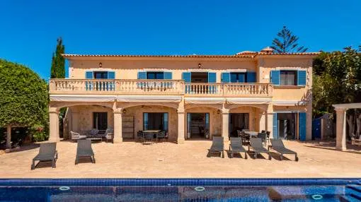 Enchanting villa on the 1st sea line in Cala Pi