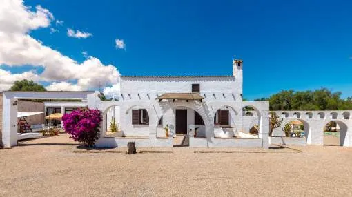 Beautiful, bright finca in Algaida